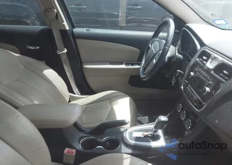 2013 Chrysler 200 Limited из США, поврежденный, VIN 1C3CCBCG7DN636579